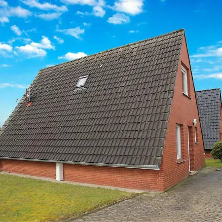 Greetjehaus With Garden, Near Beach, Holiday home *